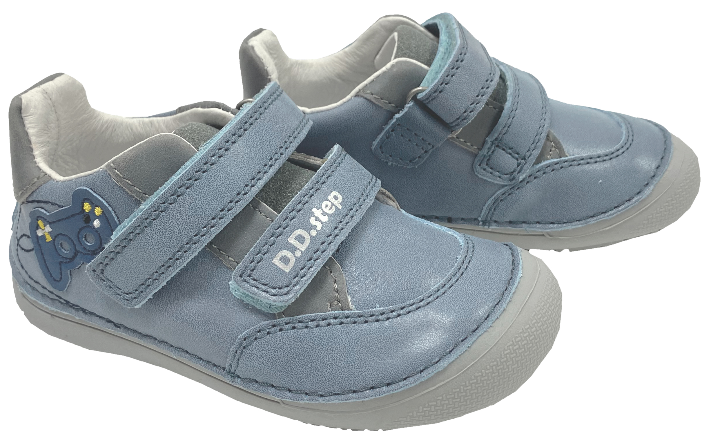 Knautschige Leder Sneaker / Minimalschuhe von D.D.Step Barefoot in Aero Blue Gamer Stick