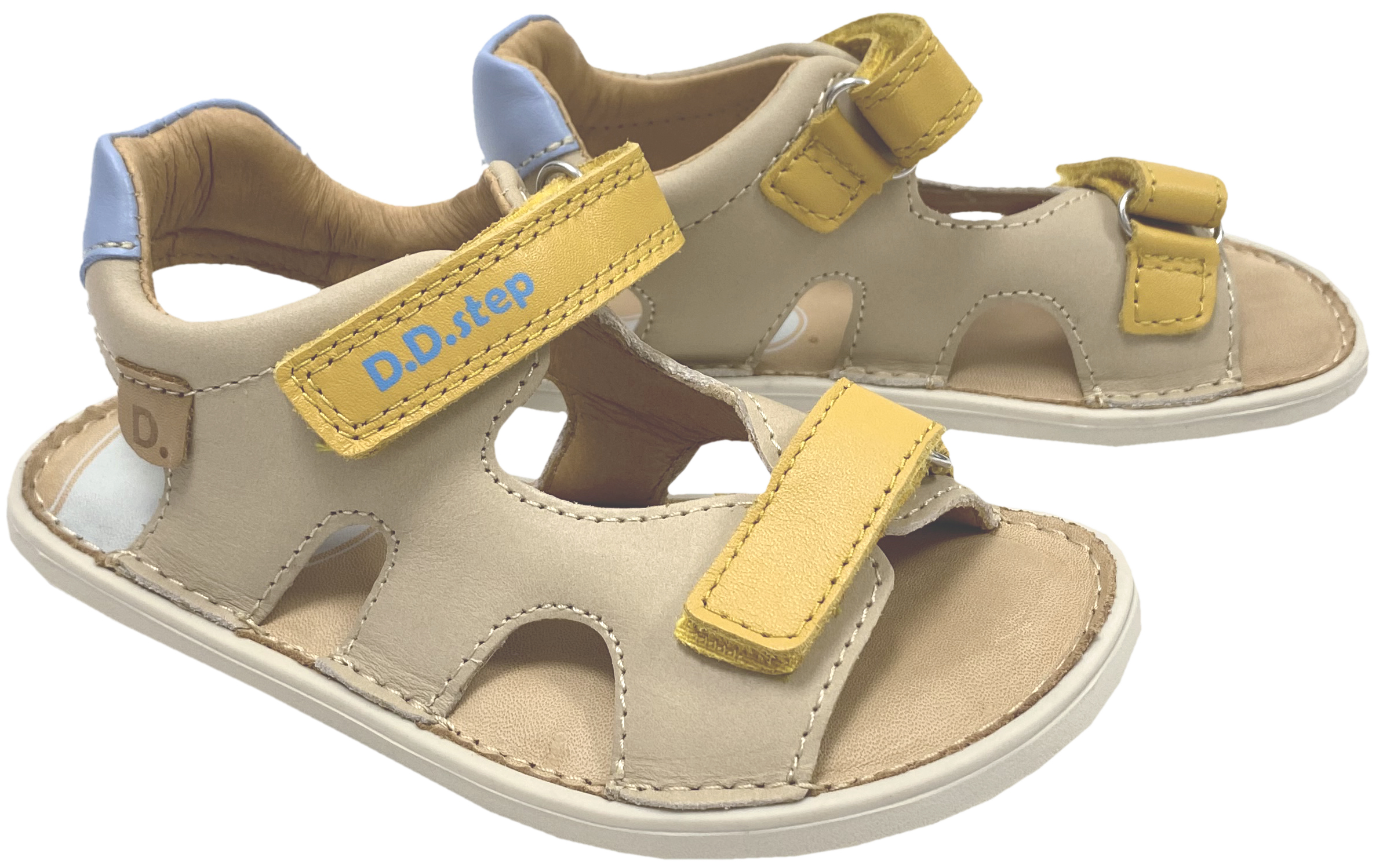 Offene Ledersandale mit Minimalsohle / Barfußsandale in Beige / Gelb von D.D.Step Barefoot 51995