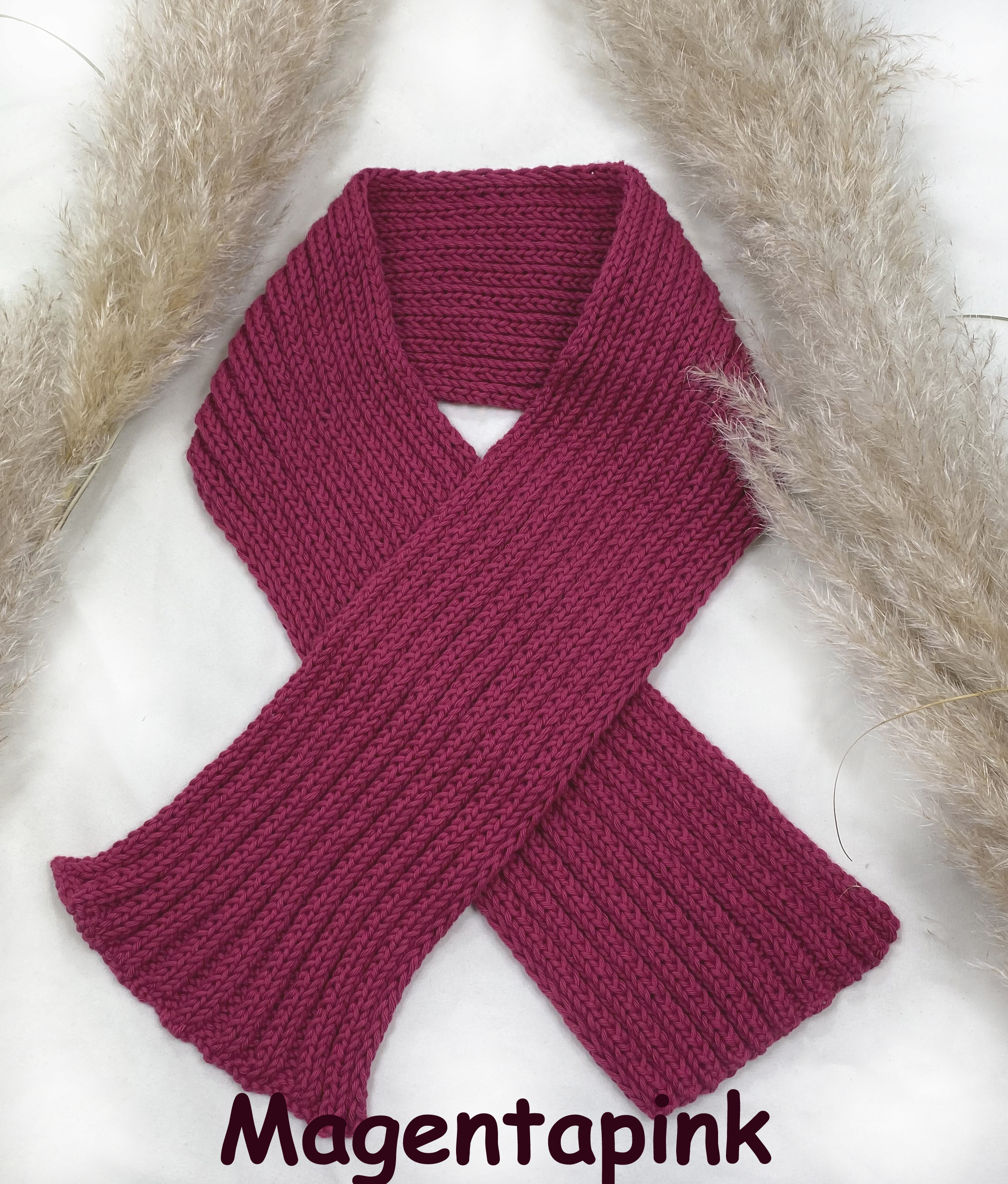 Kinderschal aus reinem Baumwollstrick Magenta PINK im Patent Muster ca 120 cm x12 cm Handarbeit