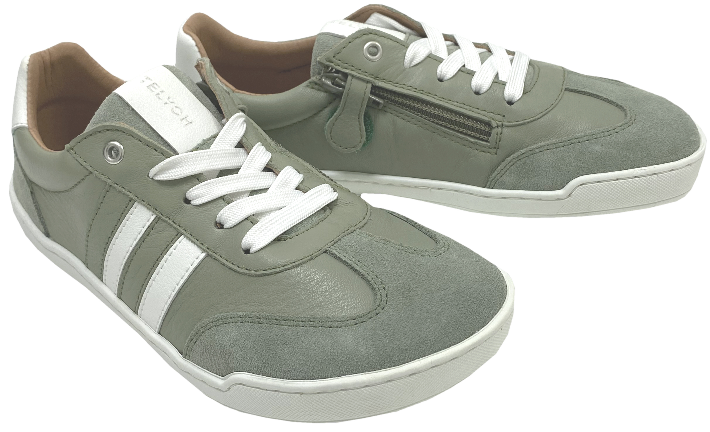 Leder Sneaker / Barfußschuhe + seitliche Zierstr. Schnürer & Zipper in Sage Grün / Weiß von TELYOH Barefoot / Runner