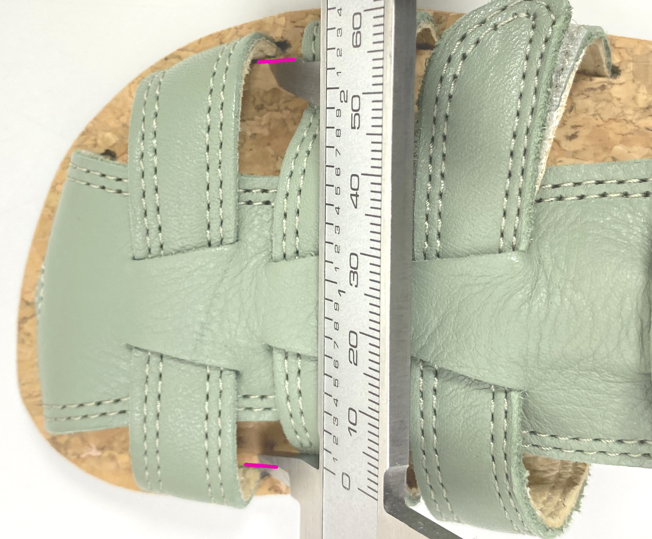 Barfußschuhe / Römersandale Zehen & Fersenschutz, Nappa Leder ARIN in Olive von KOEL 24M008.101