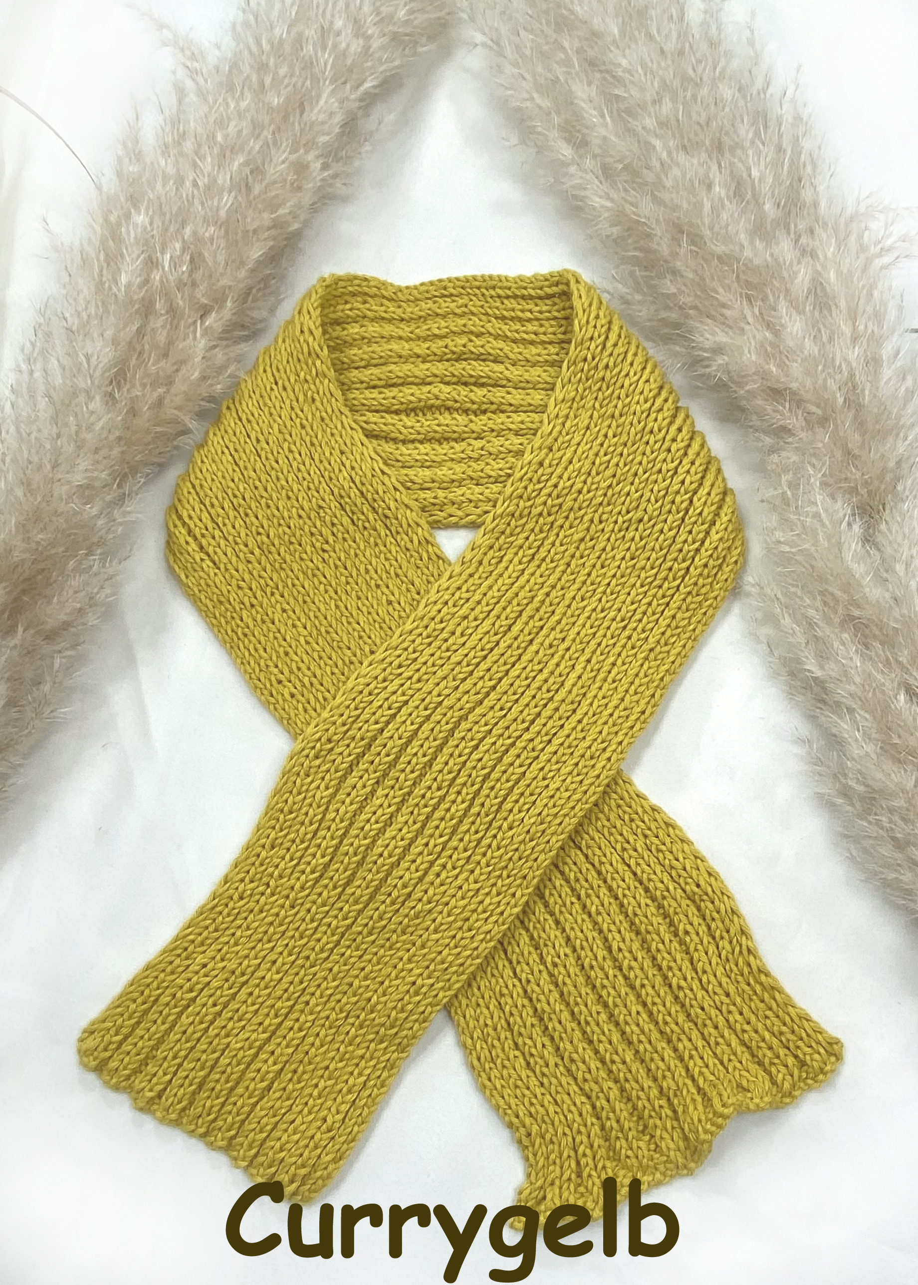 Kinderschal aus reinem Baumwollstrick CURRYGELB im Patent Muster ca 120 cm x12 cm Handarbeit