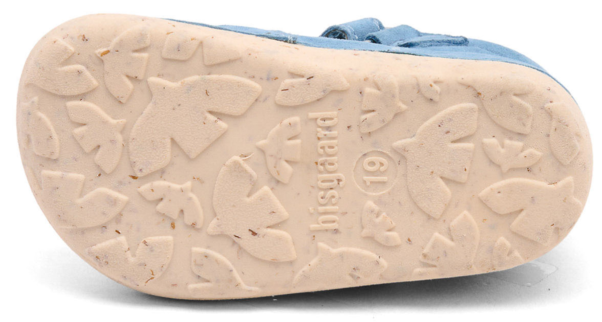 Knautschig weiche Halbsandale aus Leder in Sky Blue Modell Tate von BISGAARD Barefoot