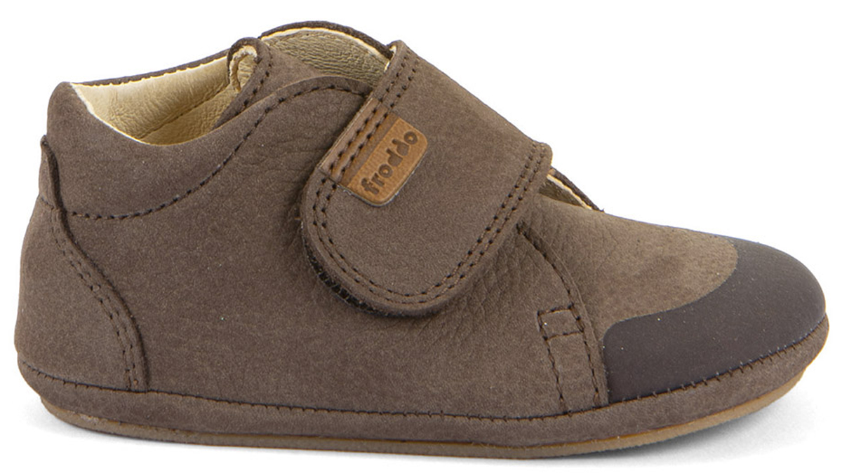 First Walk Lederschuhe in Matt DKL Brown mit soft- knautschiger Minimalsohle von FRODDO Barefoot G1130024