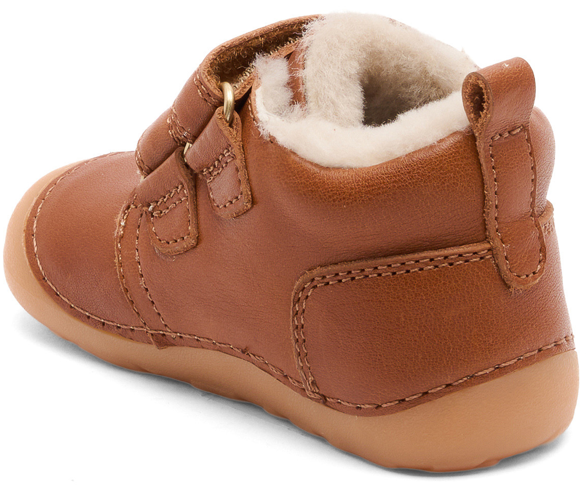 Knautschige Leder Barfußschuhe mit Lammwolle gefüttert CARTER Lamb in Cognac von BISGAARD 24113